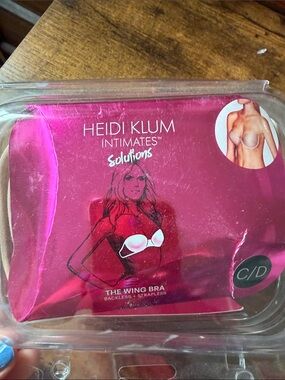 Heidi Klum Intimates Solutions The Wing Bra - Hot Pink